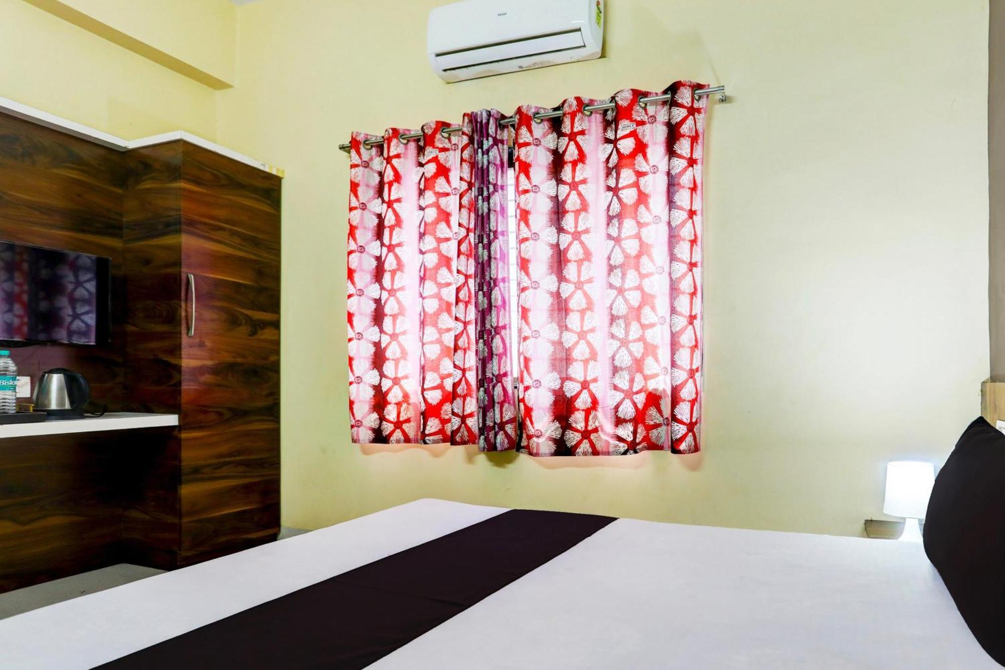 Hotel O Patil Residency Lodging Shahada Exterior foto