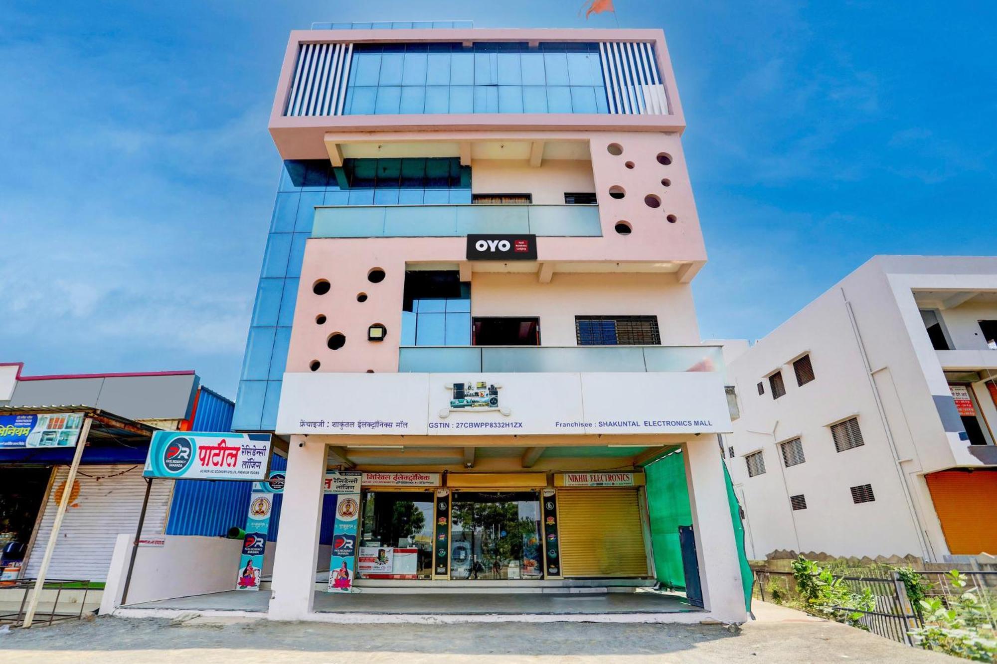 Hotel O Patil Residency Lodging Shahada Exterior foto