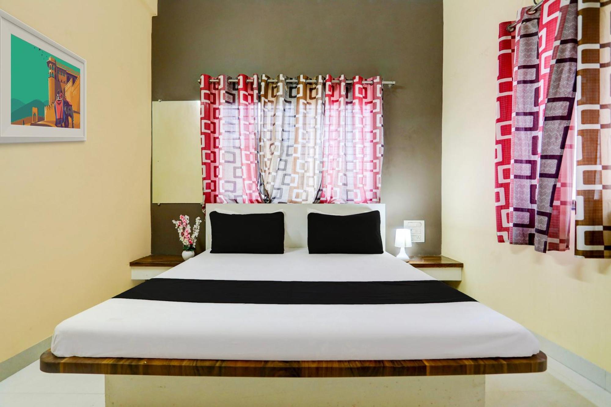 Hotel O Patil Residency Lodging Shahada Exterior foto
